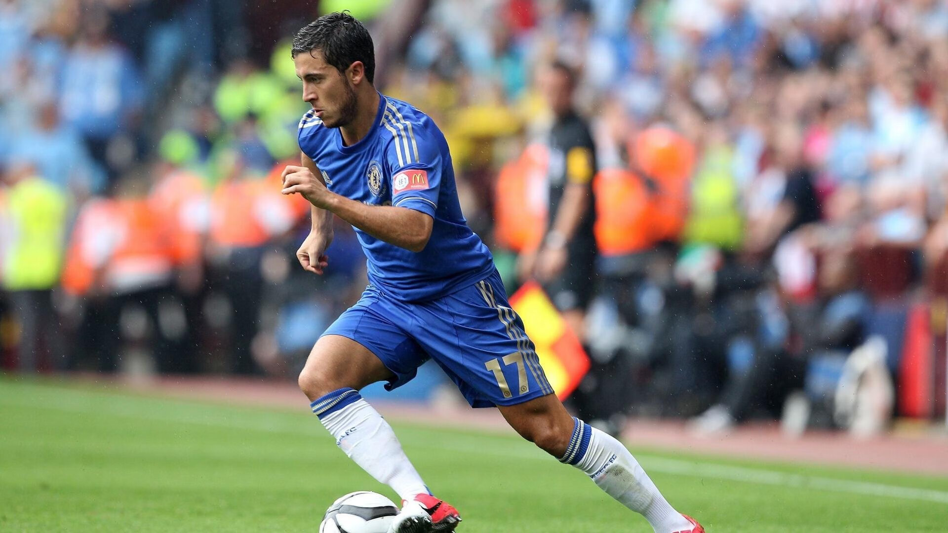 “宽板滑水：马鞍山赛场成为全球水上运动新地标”